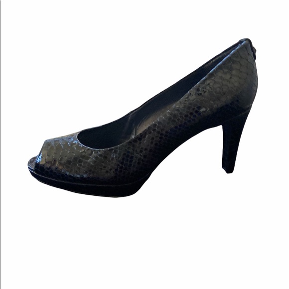 STUART WEITZMAN Snakeskin Platform Open Toe Heels - Picture 1 of 7